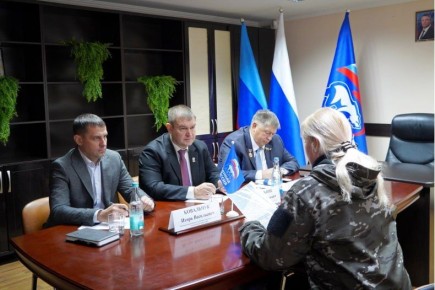 В Свердловской местной общественной приёмной «Единой России» продолжаются приемы граждан