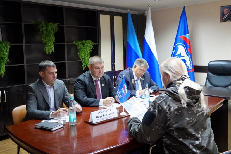 В Свердловской местной общественной приёмной «Единой России» продолжаются приемы граждан