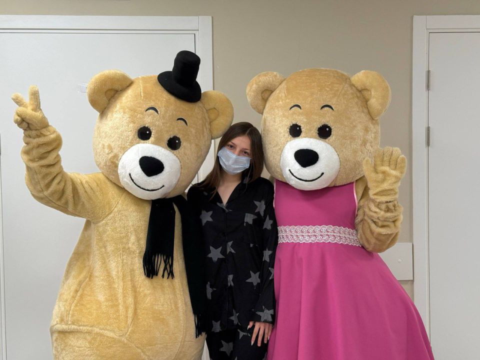 В Марковском округе детям, проходящим лечение, передали подарки в рамках Акции "Коробка храбрости" В Марковском округе детям, проходящим лечение, передали подарки в рамках Акции "Коробка храбрости"