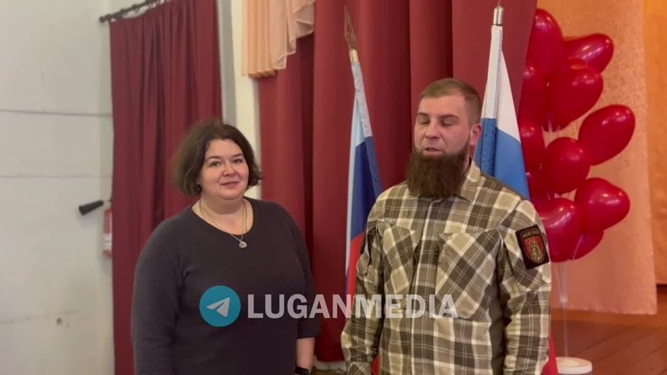 Участник СВО рассказал школьникам Краснолучского округа, насколько важно любить свое Отечество