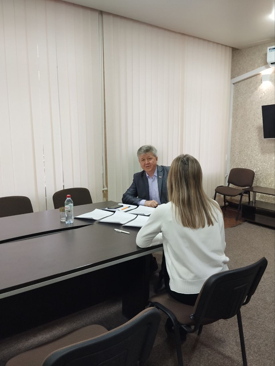 В Марковке проходит декада приемов граждан, посвященных Дню рождения партии В Марковке проходит декада приемов граждан, посвященных Дню рождения партии