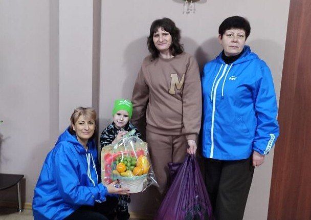 В поселке Центральный прошла акция «Творя добро – мы умножаем душу!» В поселке Центральный прошла акция «Творя добро – мы умножаем душу!»