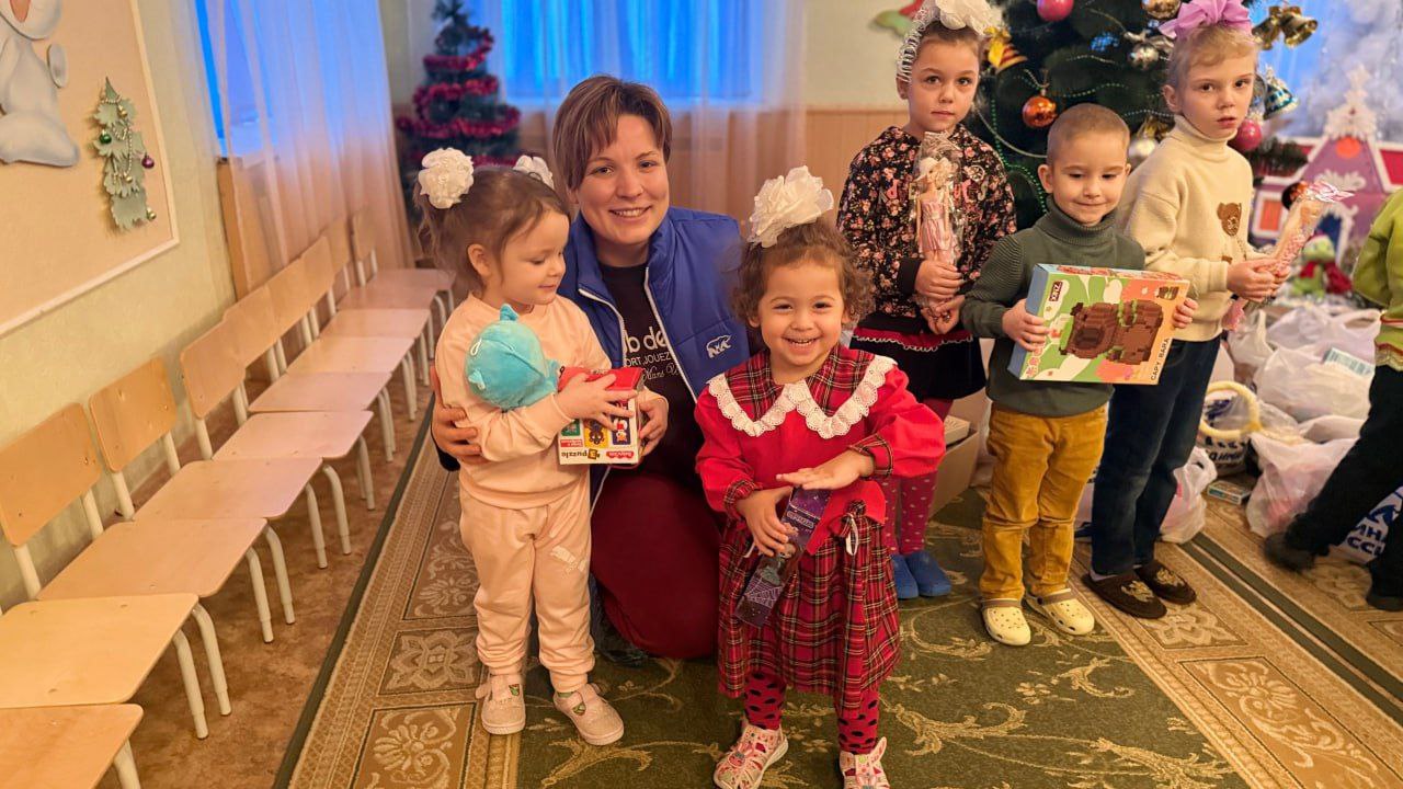 В ЛНР подходит к концу благотворительная акция «Коробка храбрости» В ЛНР подходит к концу благотворительная акция «Коробка храбрости»