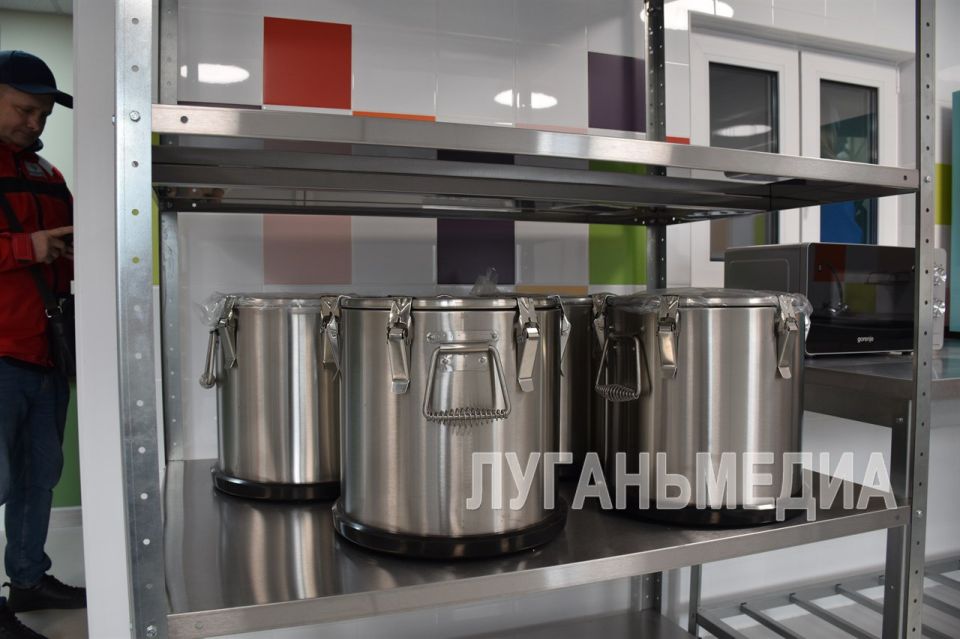 Открыто новое отделение Краснодонского детского дома-интерната Открыто новое отделение Краснодонского детского дома-интерната