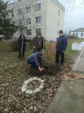       1945 ,                   ...