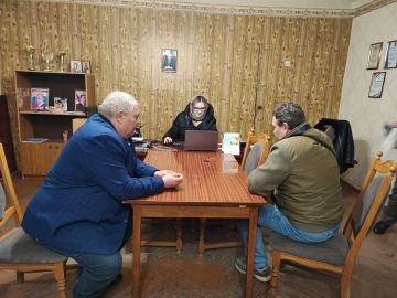 Продолжается декада приёмов граждан, посвященная Дню рождения партии "Единая Россия"