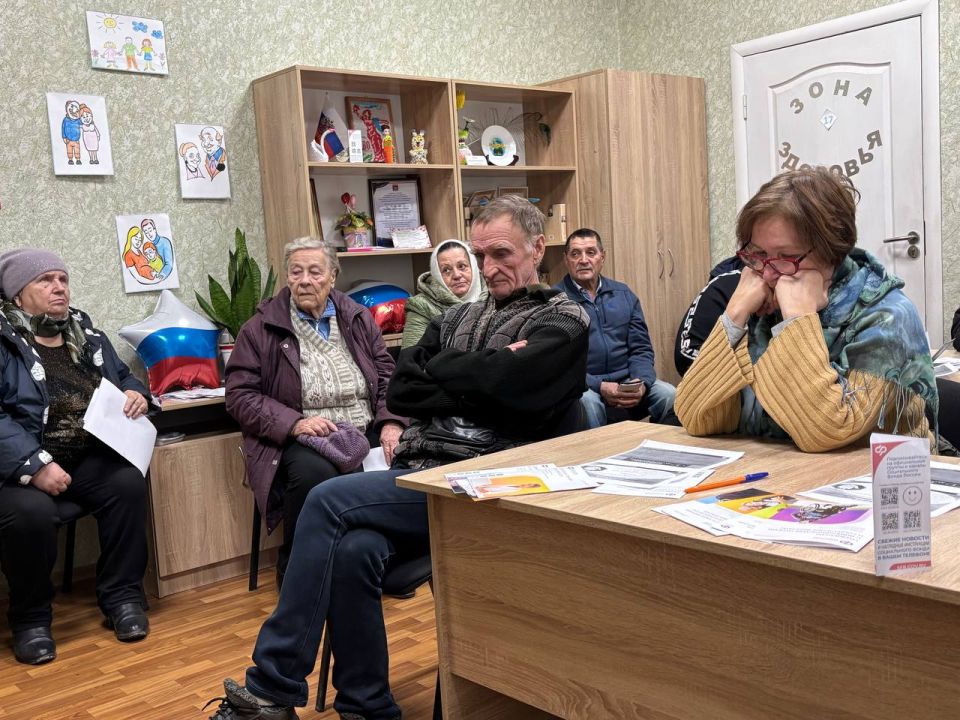О терроризме поговорили в Центре общения старшего поколения Новоайдарского округа О терроризме поговорили в Центре общения старшего поколения Новоайдарского округа
