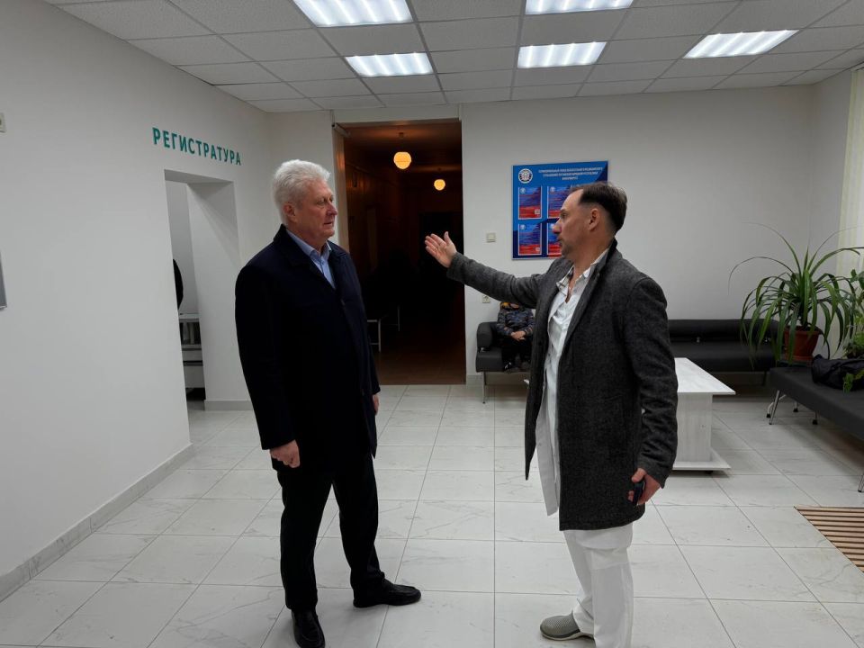 Сергей Козенко: Посетил Краснодонскую городскую стоматологию, где осмотрел помещения после ремонта Сергей Козенко: Посетил Краснодонскую городскую стоматологию, где осмотрел помещения после ремонта