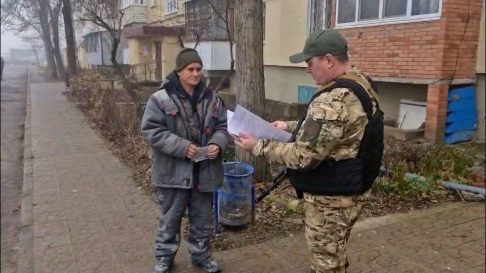 Миграционная проверка в ЛНР: один иностранец будет депортирован из Республики Миграционная проверка в ЛНР: один иностранец будет депортирован из Республики