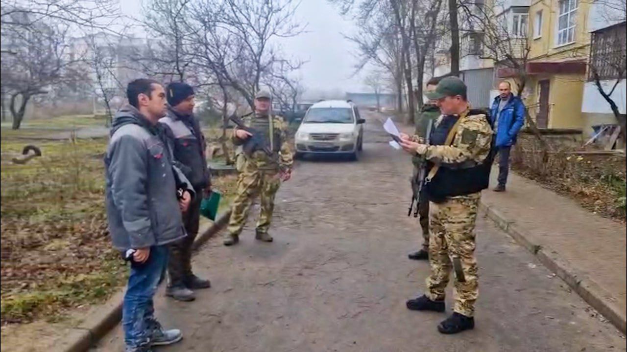 Миграционная проверка в ЛНР: один иностранец будет депортирован из Республики Миграционная проверка в ЛНР: один иностранец будет депортирован из Республики