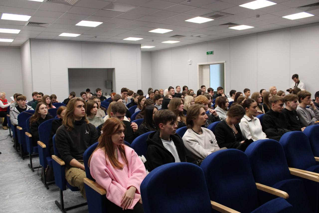 Специалисты Центра СПИД и Красного Креста провели масштабную акцию по профилактике ВИЧ для студентов университета им.В.Даля Специалисты Центра СПИД и Красного Креста провели масштабную акцию по профилактике ВИЧ для студентов университета им.В.Даля