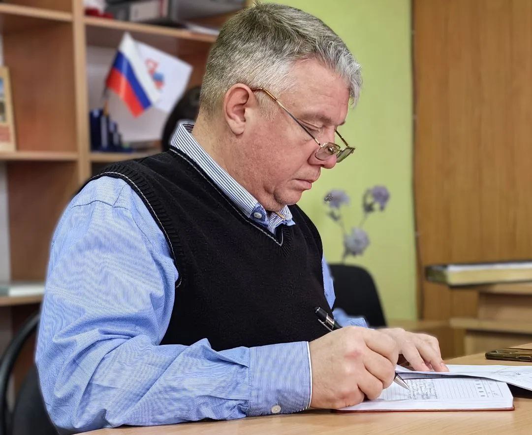 Под председательством Марины Фомичевой состоялась заседание комиссии по рассмотрению вопросов пребывания граждан в пункте временного размещения населения, эвакуируемого из зон чрезвычайных ситуаций, утратившего жилье в ходе... Под председательством Марины Фомичевой состоялась заседание комиссии по рассмотрению вопросов пребывания граждан в пункте временного размещения населения, эвакуируемого из зон чрезвычайных ситуаций, утратившего жилье в ходе...