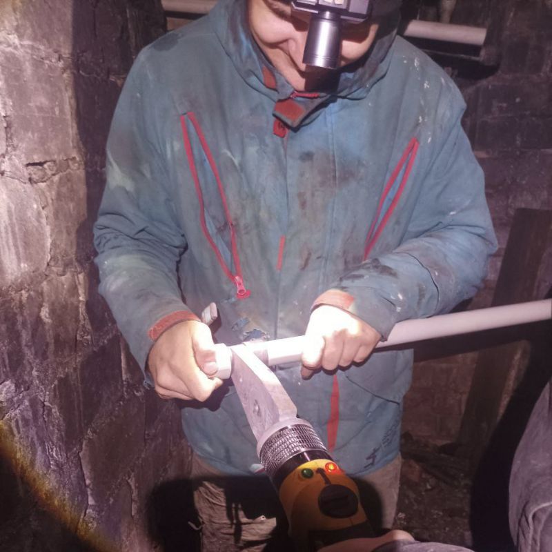 В ноябре специалисты НКО «Единого регионального фонда по управлению МКД на территории ЛНР» в г. Луганск отработали 2832 заявок Аварийными службами Луганского филиала! В ноябре специалисты НКО «Единого регионального фонда по управлению МКД на территории ЛНР» в г. Луганск отработали 2832 заявок Аварийными службами Луганского филиала!