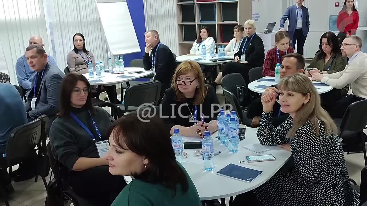 Эксперты Российской академия народного хозяйства и государственной службы при я Президенте РФ (РАНХиГС) разработали для органов местного самоуправления (ОМСУ) ЛНР обучающую программу