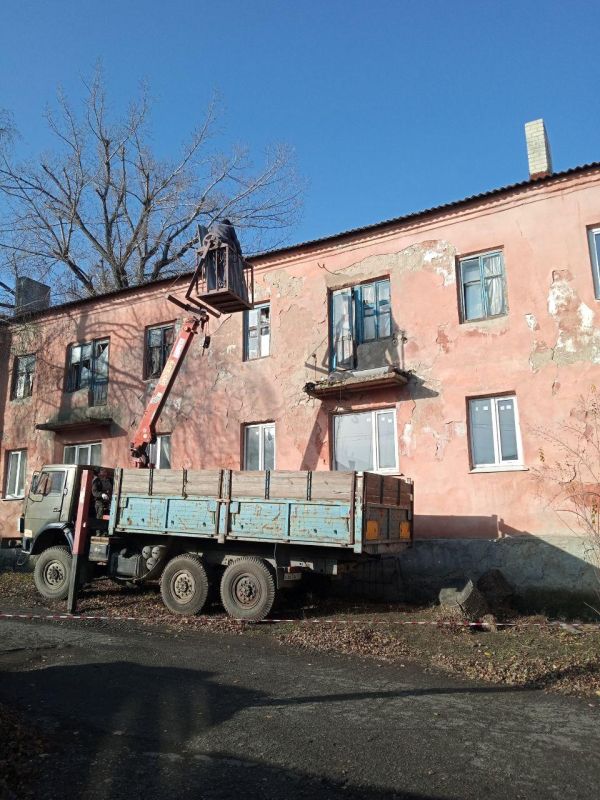 Аварийная бригада региона-шефа продолжает работу в Перевальском округе Аварийная бригада региона-шефа продолжает работу в Перевальском округе