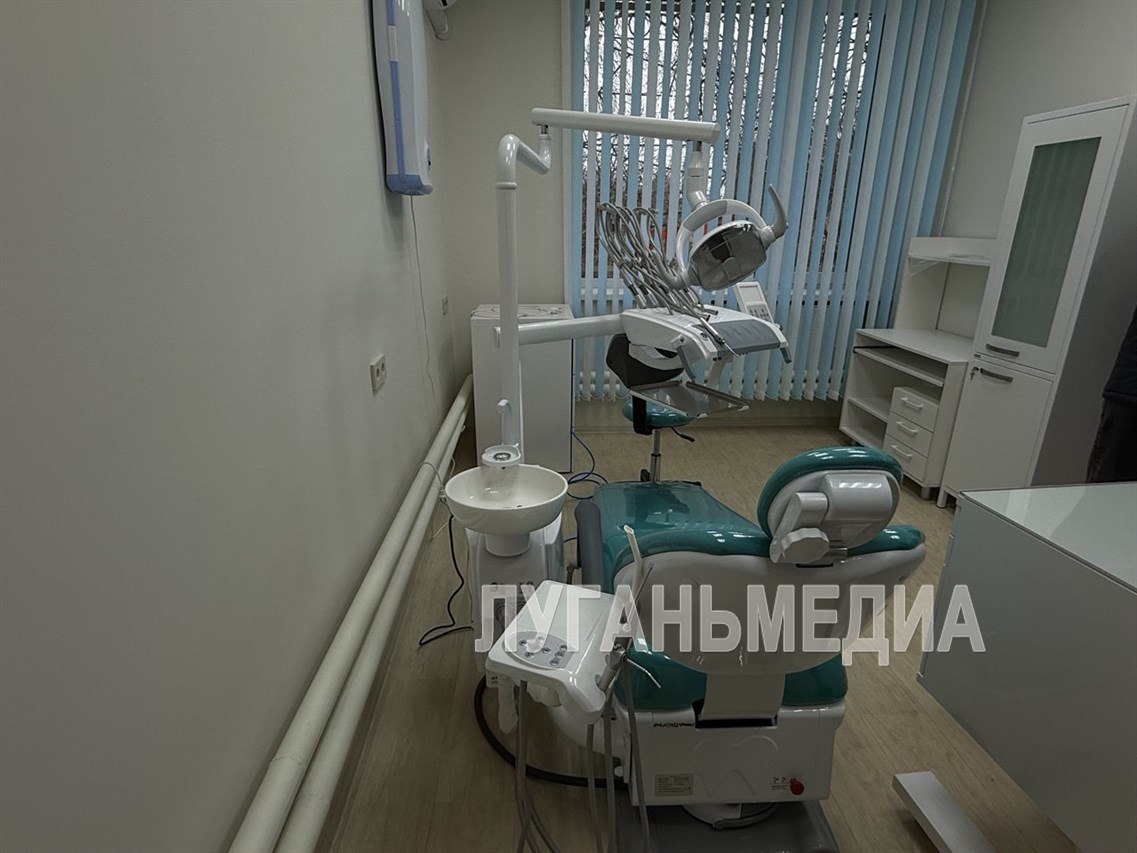 В Краснодоне завершили ремонт отдельных помещений городской стоматологии В Краснодоне завершили ремонт отдельных помещений городской стоматологии