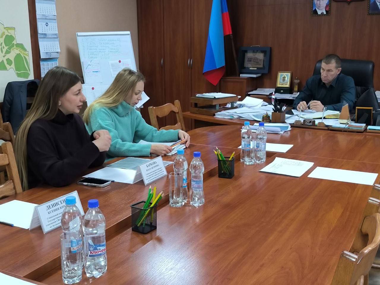 Сергей Колягин: Сегодня также провел встречу с представителями филиала государственного фонда поддержки участников специальной военной операции «Защитники Отечества» и Комитета семей воинов Отечества Сергей Колягин: Сегодня также провел встречу с представителями филиала государственного фонда поддержки участников специальной военной операции «Защитники Отечества» и Комитета семей воинов Отечества