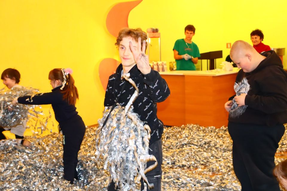 � ������������ ������ �������� ������ ����������� ��� ����� � ������������� �������������