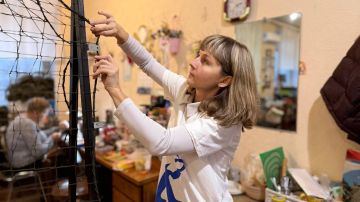 Подарок Партии — помощь фронту