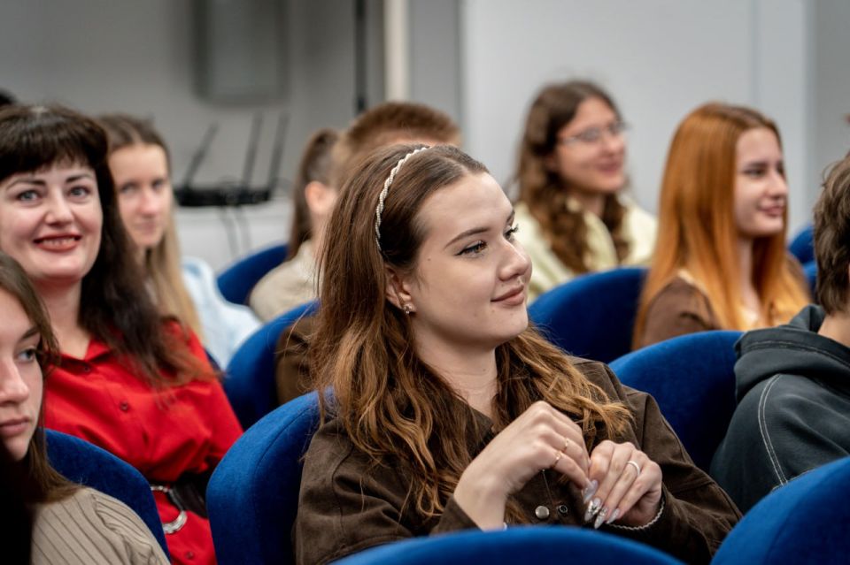 Михаил Голубович: В рамках проекта «ГосСтарт.Диалог» встретился с молодёжью Далевского университета Михаил Голубович: В рамках проекта «ГосСтарт.Диалог» встретился с молодёжью Далевского университета