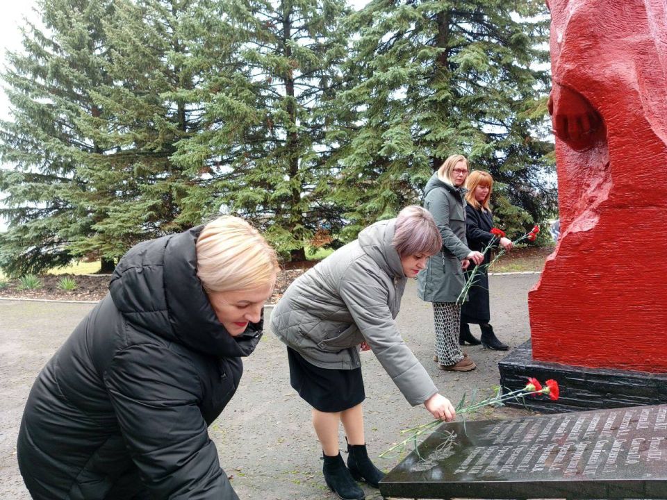 ПАМЯТЬ, КОТОРАЯ ОБЪЕДИНЯЕТ ПАМЯТЬ, КОТОРАЯ ОБЪЕДИНЯЕТ