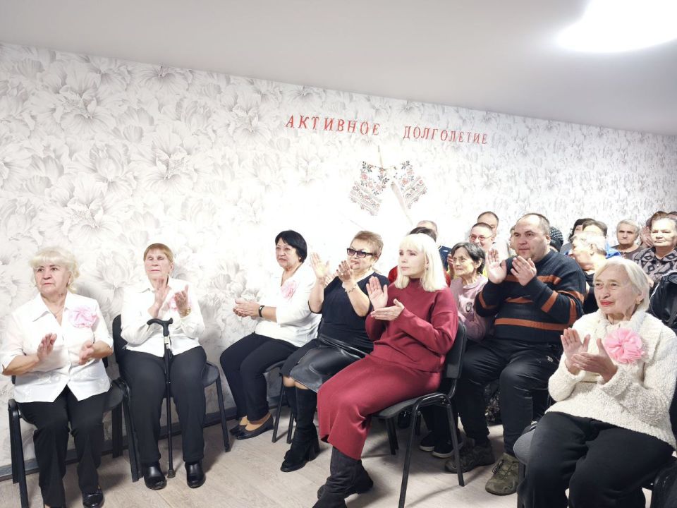 В Кировском комплексном центре социального обслуживания населения состоялась концертная программа, посвящённая Международному Дню инвалидов: «День добрых сердец»