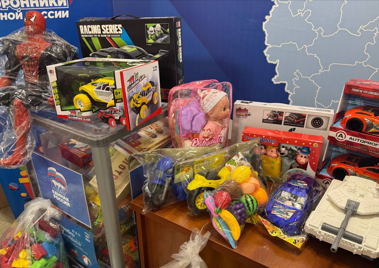 Минцифры ЛНР присоединилось к акции "Коробка храбрости" Минцифры ЛНР присоединилось к акции "Коробка храбрости"