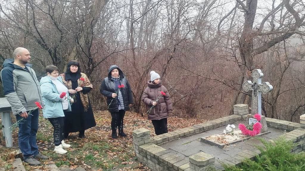 Сергей Колягин: 3-го декабря мы чтим тех, кто отдал самое ценное ради нашей страны, чьи имена не сохранились в летописях, но чей героизм стал неотъемлемой частью истории Российской Федерации Сергей Колягин: 3-го декабря мы чтим тех, кто отдал самое ценное ради нашей страны, чьи имена не сохранились в летописях, но чей героизм стал неотъемлемой частью истории Российской Федерации