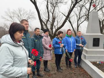  : 3-    ,       ,      ,         