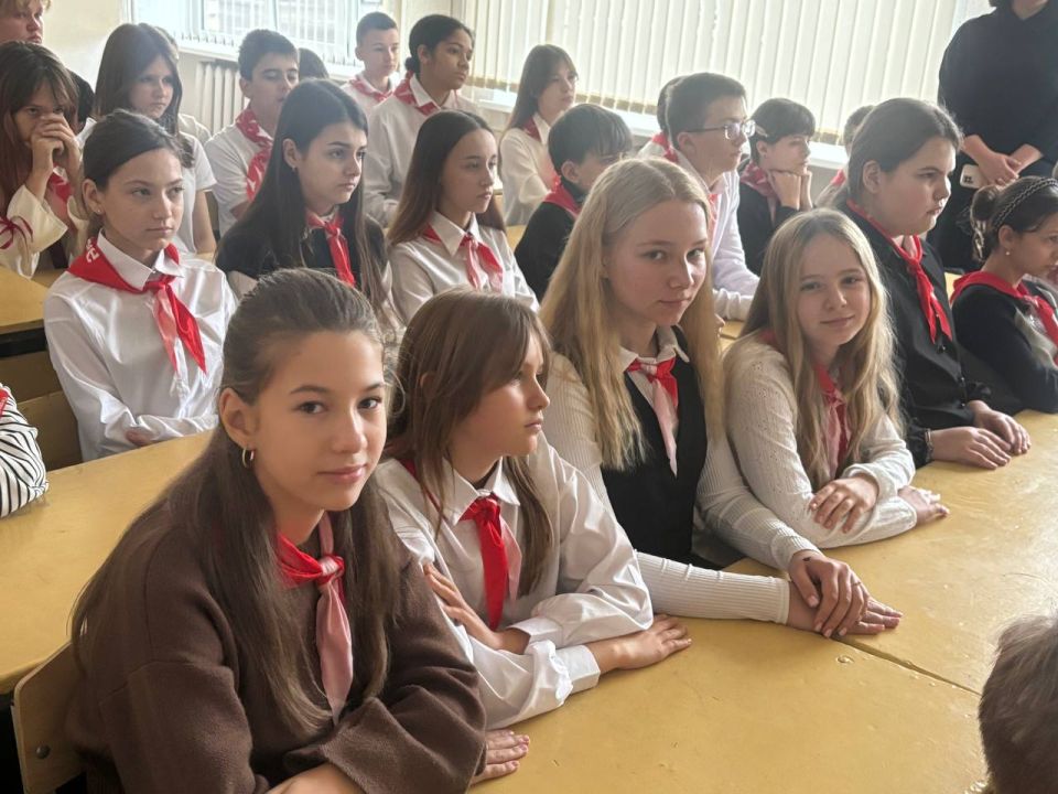 Правовое просвещение в Ровеньках: укрепляем взаимодействие и защищаем права детей! Правовое просвещение в Ровеньках: укрепляем взаимодействие и защищаем права детей!