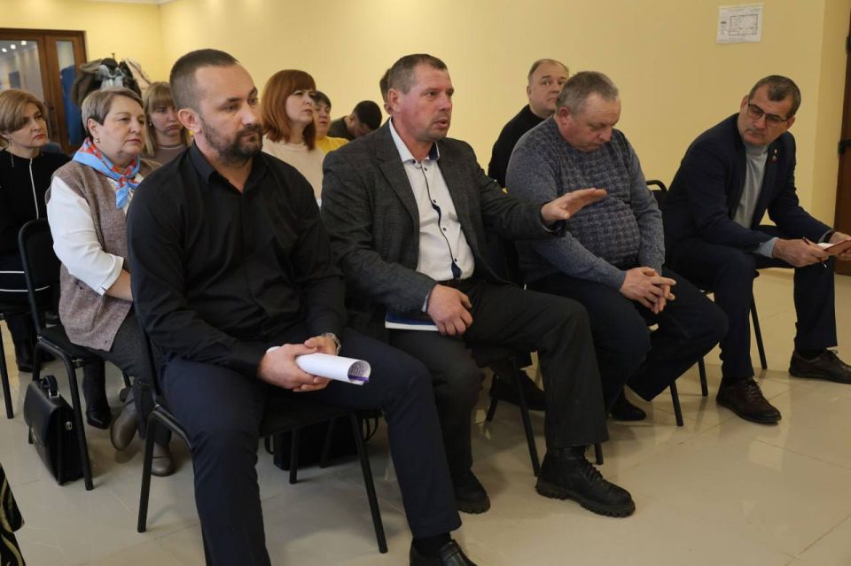 В БЕЛОКУРАКИНО ОБСУДИЛИ ПЕРСПЕКТИВЫ ЭКОНОМИЧЕСКОГО РАЗВИТИЯ ТЕРРИТОРИИ В БЕЛОКУРАКИНО ОБСУДИЛИ ПЕРСПЕКТИВЫ ЭКОНОМИЧЕСКОГО РАЗВИТИЯ ТЕРРИТОРИИ