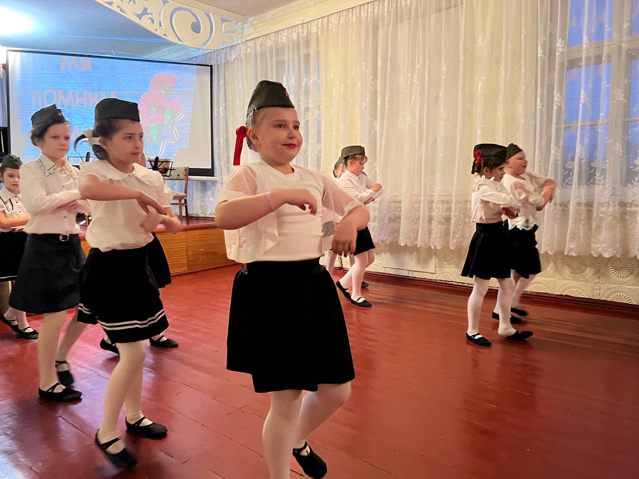 НИКТО НЕ ЗАБЫТ, НИЧТО НЕ ЗАБЫТО! НИКТО НЕ ЗАБЫТ, НИЧТО НЕ ЗАБЫТО!