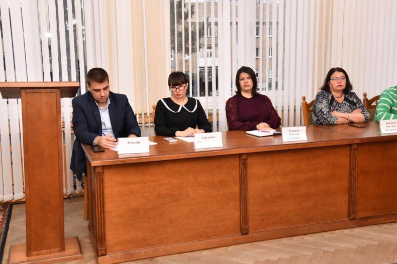 Проведено заседание Комиссии по делам несовершеннолетних и защите их прав Проведено заседание Комиссии по делам несовершеннолетних и защите их прав