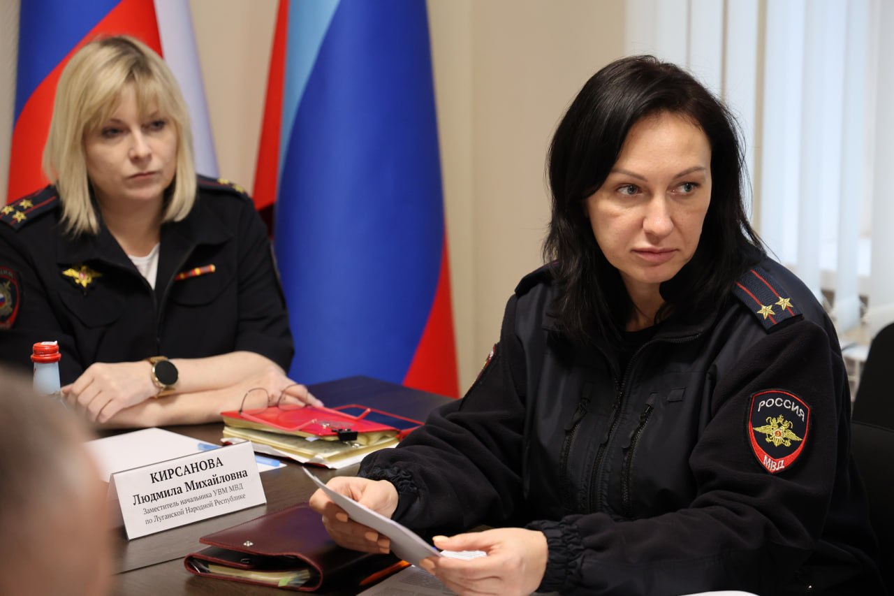 111Замминистра внутренних дел по вопросам гражданства и регистрации иностранных граждан Дмитрий Семёнов встретился с представителями региональных вузов 111Замминистра внутренних дел по вопросам гражданства и регистрации иностранных граждан Дмитрий Семёнов встретился с представителями региональных вузов