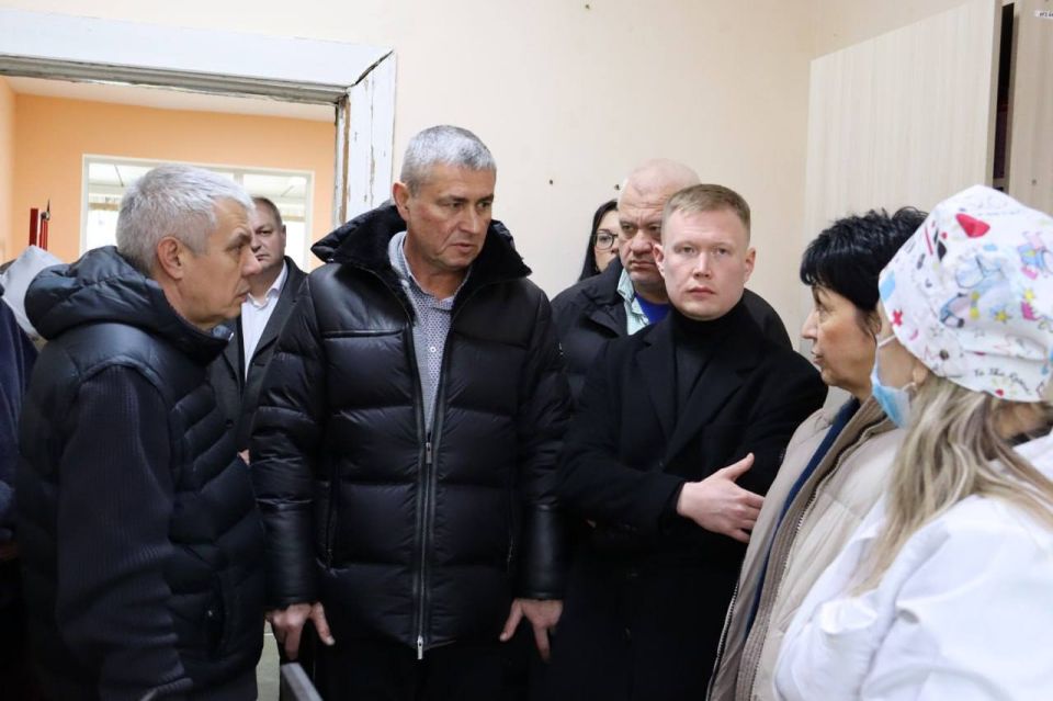 Федеральные специалисты из НМИЦ ТПМ уже начали прием пациентов в Северодонецком муниципальном округе Федеральные специалисты из НМИЦ ТПМ уже начали прием пациентов в Северодонецком муниципальном округе