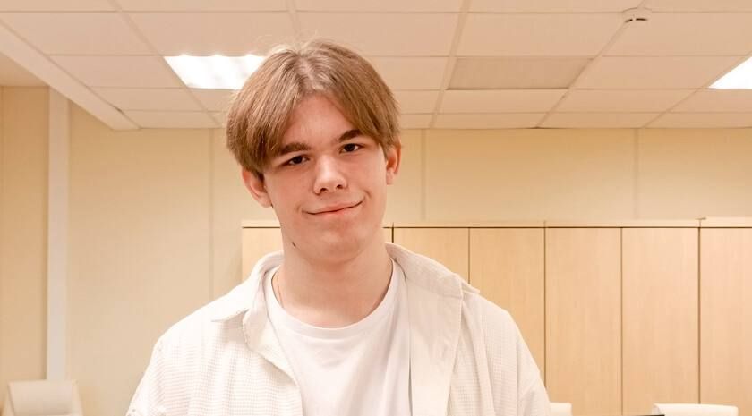 Финалист Всероссийской олимпиады по искусственному интеллекту Евгений Камышан планирует в будущем создать робота, способного обучаться на основе данных из реального мира