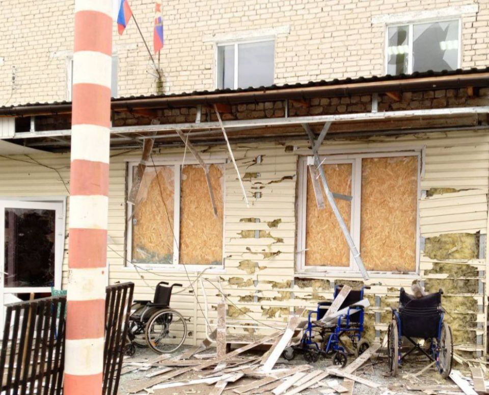 Записки ветерана: Украинскими террористами из состава 3 ОШБр атакована больница г. Сватово Записки ветерана: Украинскими террористами из состава 3 ОШБр атакована больница г. Сватово