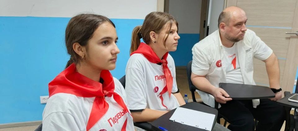 В Рубежном прошли дебаты молодежного дебатного турнира «Мнение Молодёжи» В Рубежном прошли дебаты молодежного дебатного турнира «Мнение Молодёжи»