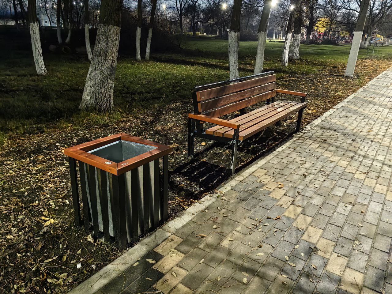 В парке им. Воровского Перевальского муниципального округа завершены работы по благоустройству В парке им. Воровского Перевальского муниципального округа завершены работы по благоустройству