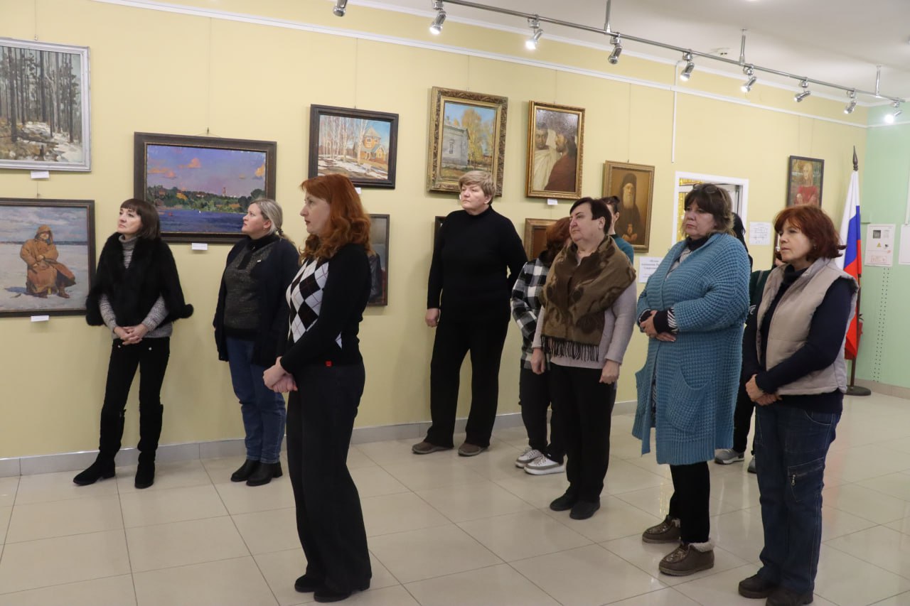 В Северодонецке открылась выставка картин художников из Рязани В Северодонецке открылась выставка картин художников из Рязани