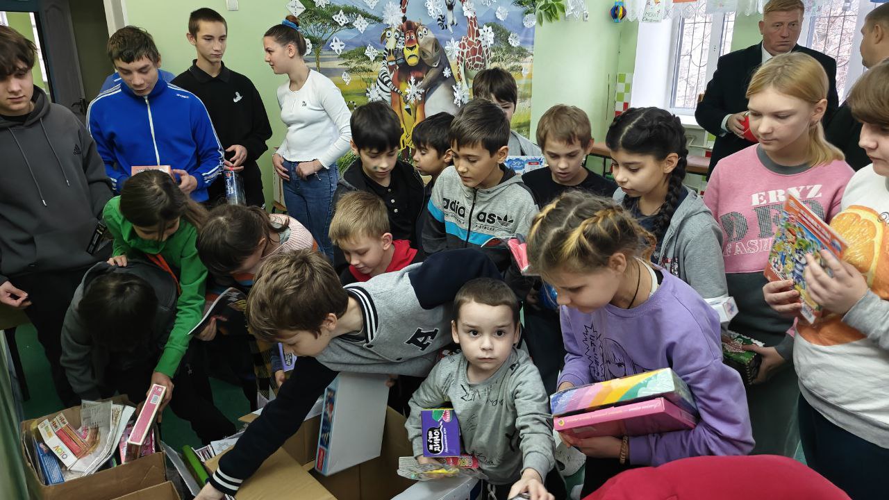 «Коробка храбрости» отправилась к юным пациентам Луганской детской туберкулезной больницы «Коробка храбрости» отправилась к юным пациентам Луганской детской туберкулезной больницы