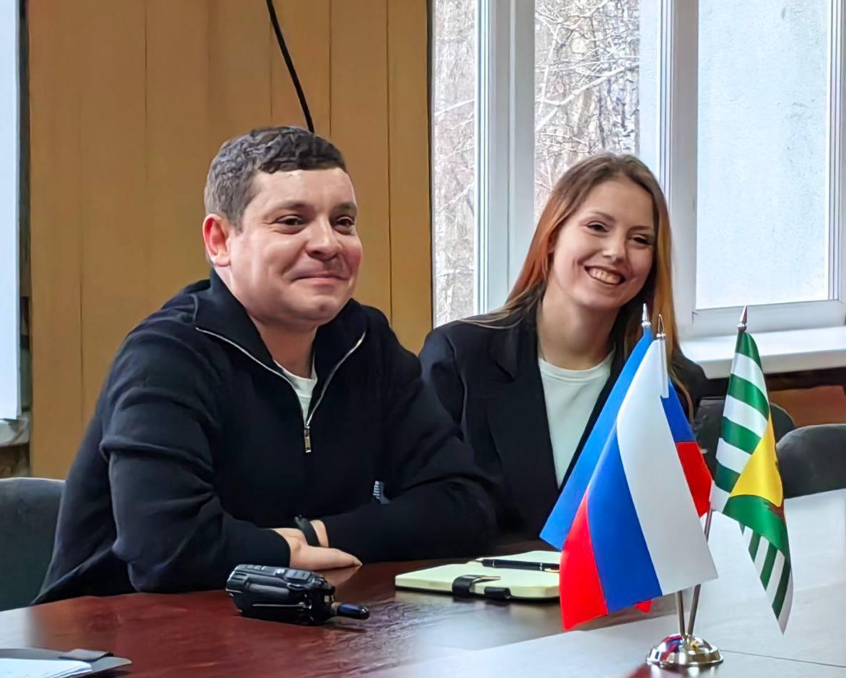 Молодёжь Рубежного включается в работу по развитию городов Молодёжь Рубежного включается в работу по развитию городов