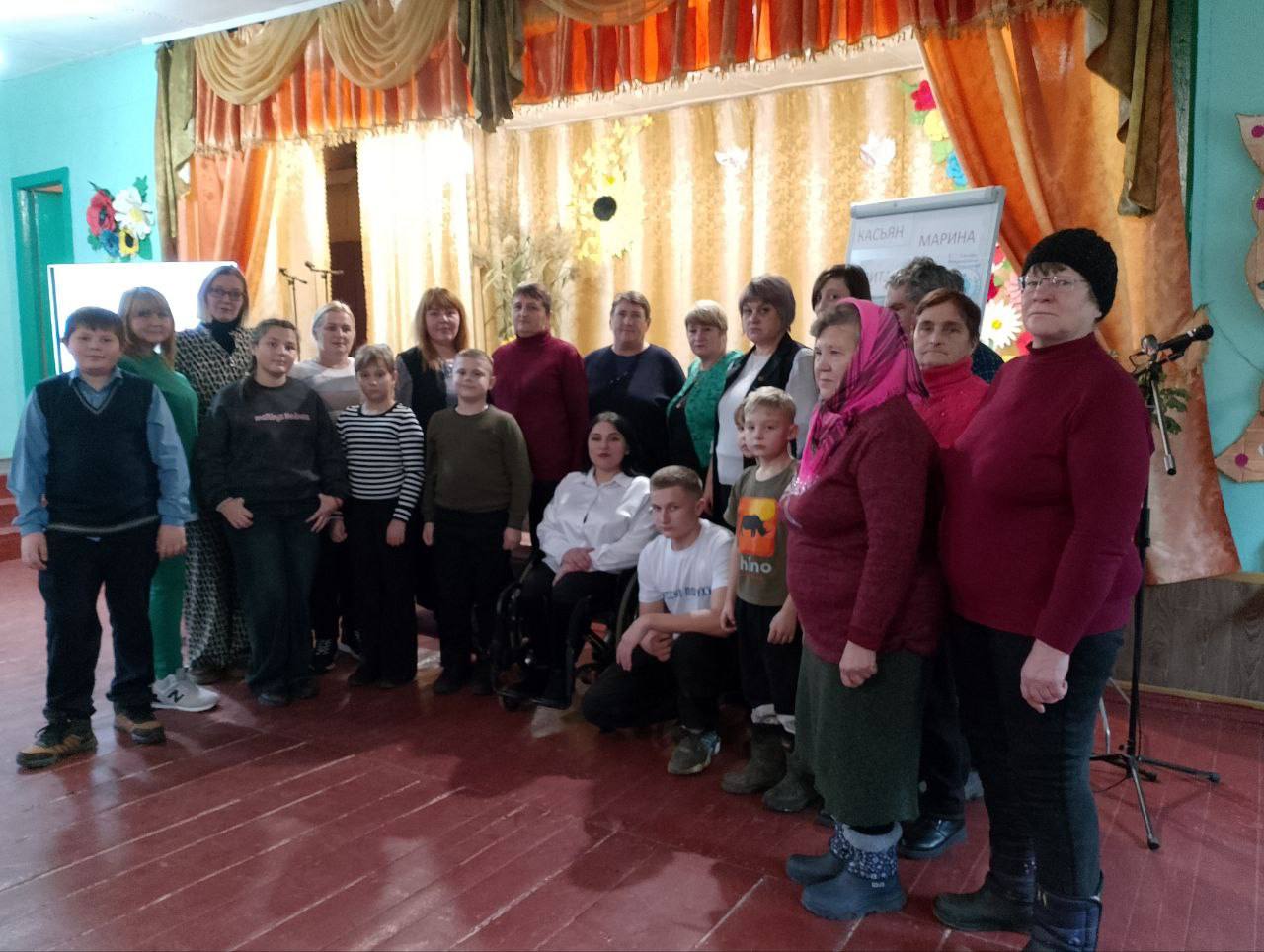 С ЗАБОТОЙ И ВНИМАНИЕМ. Депутат Совета Троицкого муниципального округа от фракции ЛДПР Ольга Калашник, вместе с активистами партии и представителями Всероссийского общества инвалидов, приняла участие в серии мероприятий... С ЗАБОТОЙ И ВНИМАНИЕМ. Депутат Совета Троицкого муниципального округа от фракции ЛДПР Ольга Калашник, вместе с активистами партии и представителями Всероссийского общества инвалидов, приняла участие в серии мероприятий...