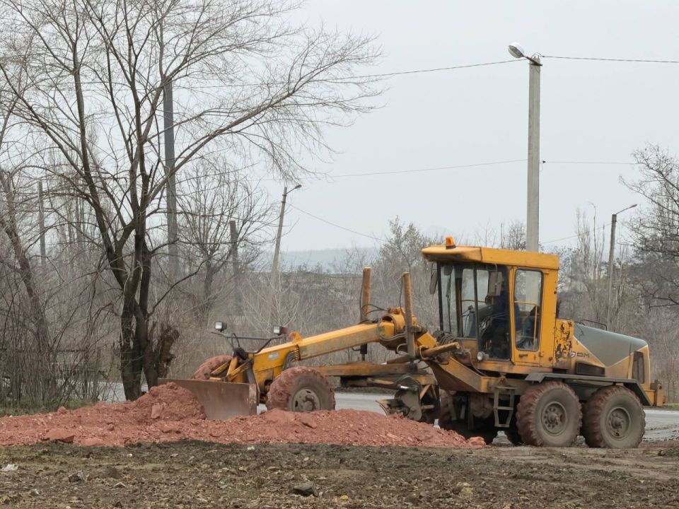Сергей Колягин: К благоустройству места захоронения защитников Отечества подключились и специалисты Муниципального унитарного предприятия «Комбинат коммунальных услуг города Первомайска» Сергей Колягин: К благоустройству места захоронения защитников Отечества подключились и специалисты Муниципального унитарного предприятия «Комбинат коммунальных услуг города Первомайска»