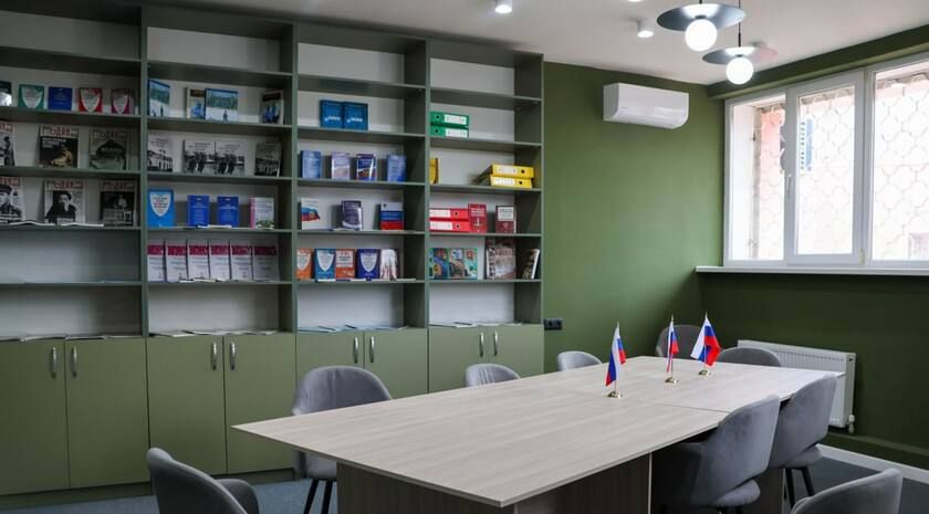 Модельная библиотека «Библиопортал» открылась в Перевальске в рамках национального проекта «Семья»