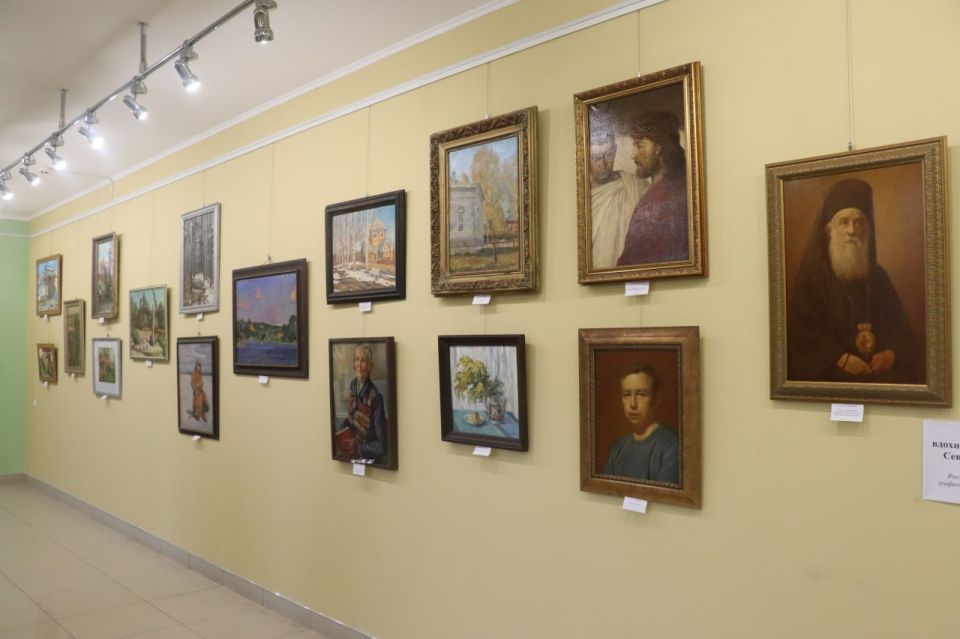 В Северодонецке открылась выставка картин художников из Рязани В Северодонецке открылась выставка картин художников из Рязани