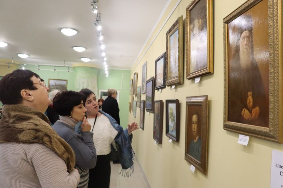 В Северодонецке открылась выставка картин художников из Рязани В Северодонецке открылась выставка картин художников из Рязани