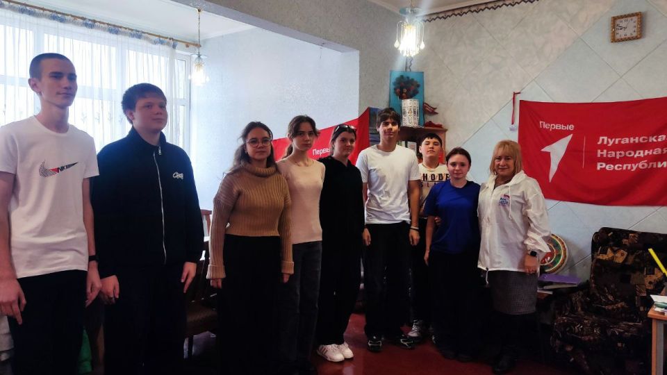 Председатель совета Станично-Луганского муниципального округа, секретарь Станично-Луганского местного отделения партии «Единая Россия» Татьяна Пономарёва поздравила жителей муниципалитета с Днем добровольца (волонтера) Председатель совета Станично-Луганского муниципального округа, секретарь Станично-Луганского местного отделения партии «Единая Россия» Татьяна Пономарёва поздравила жителей муниципалитета с Днем добровольца (волонтера)