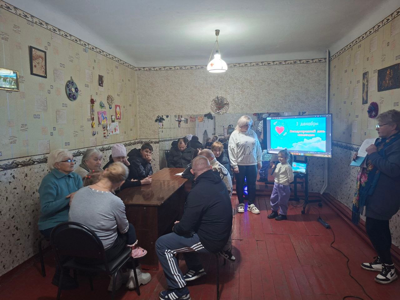 В рамках партийного проекта "Единая страна - доступная среда" партии "Единая Россия" 3 декабря в филиале «Клуб пгт Южная Ломоватка» к международному Дню инвалида было проведено мероприятие - «Сильные духом» В рамках партийного проекта "Единая страна - доступная среда" партии "Единая Россия" 3 декабря в филиале «Клуб пгт Южная Ломоватка» к международному Дню инвалида было проведено мероприятие - «Сильные духом»