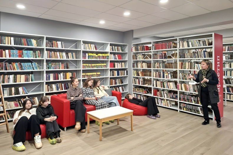 Загляни за кулисы знаний: экскурсия в Свердловской ЦГБ